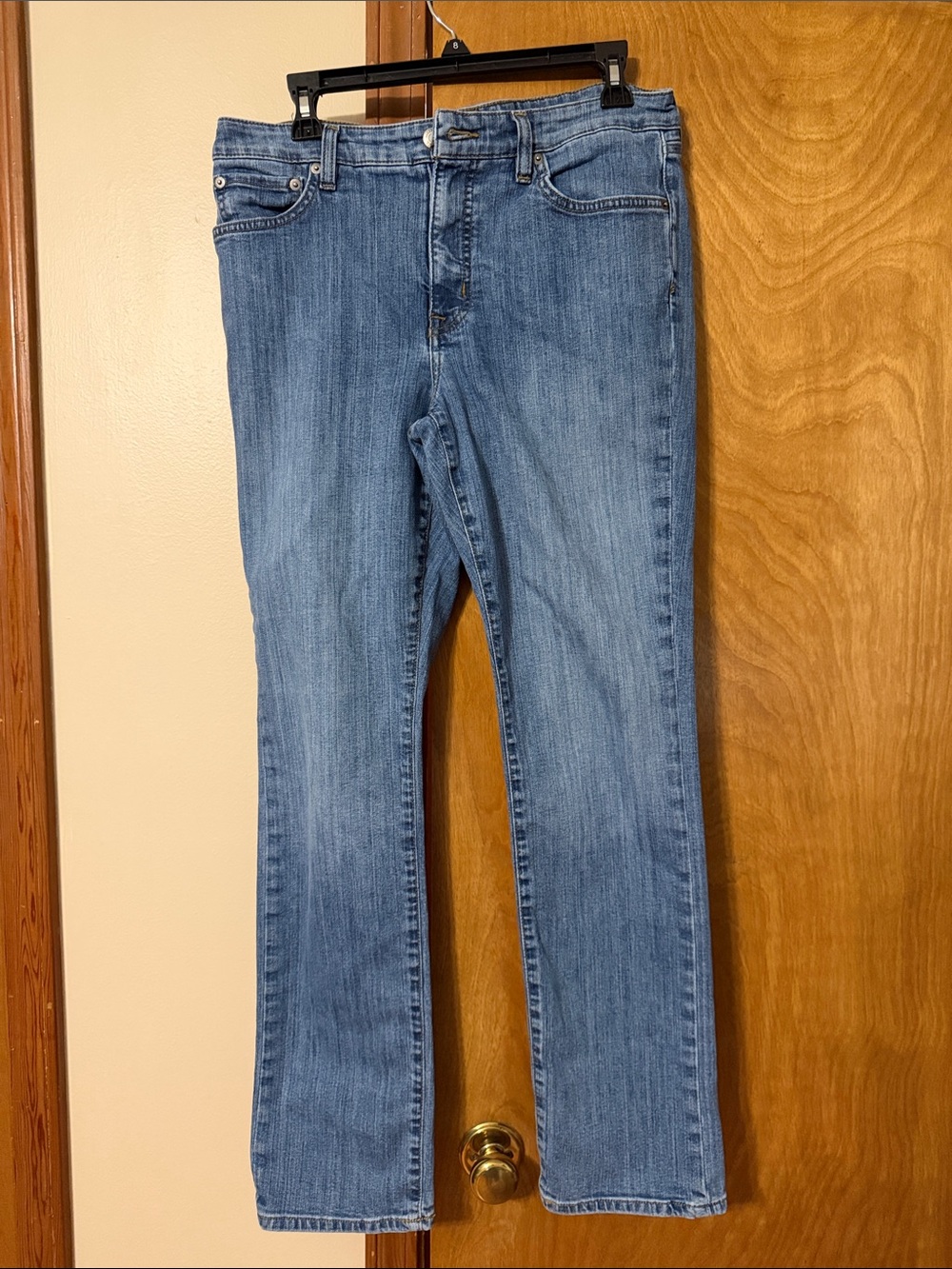 Classic Women's Blue Jeans - Straight Leg